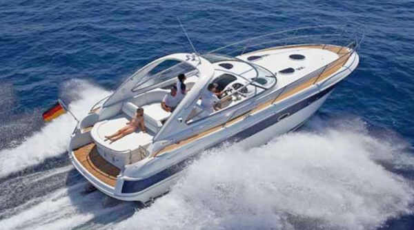 2-Rent-Bavaria-33-Yacht