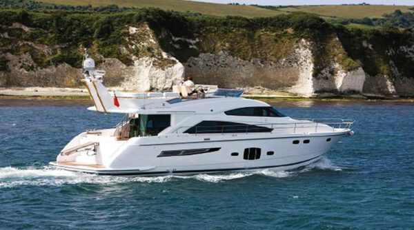 2-Rent-Fairline-55