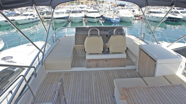 4-Rent-Fairline-55