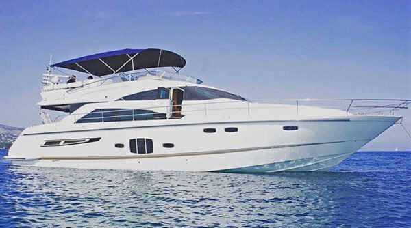 10-Rent-Fairline-55